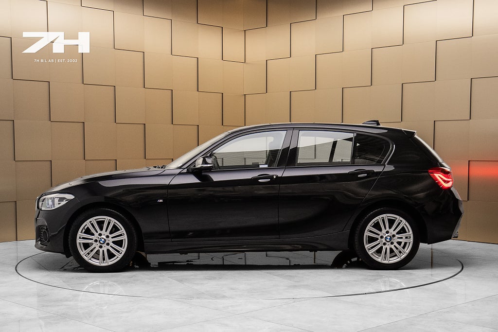 BMW 118d xDrive M Sport / Shadowline / Rattvärme / P-Sensorer