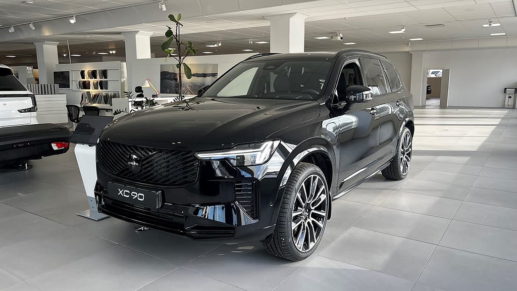 Volvo XC90 T8 Ultra Black Edition