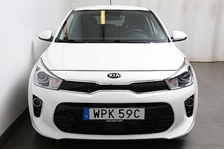 Halvkombi Kia Rio 5 av 24
