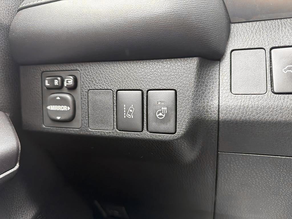 Toyota RAV4 2017 - miniatyr 16