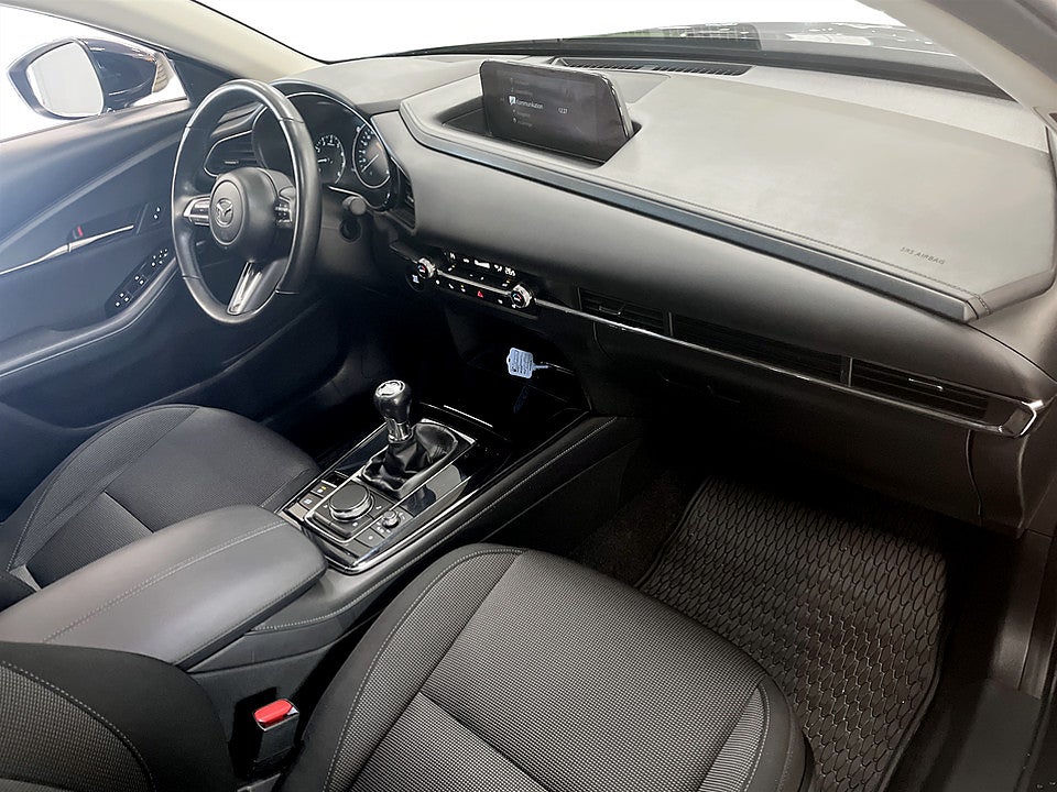 Bild på Mazda CX-30 Sky 2.0 SKYACTIV-X M 150hk - B-KAMERA, CARPLAY