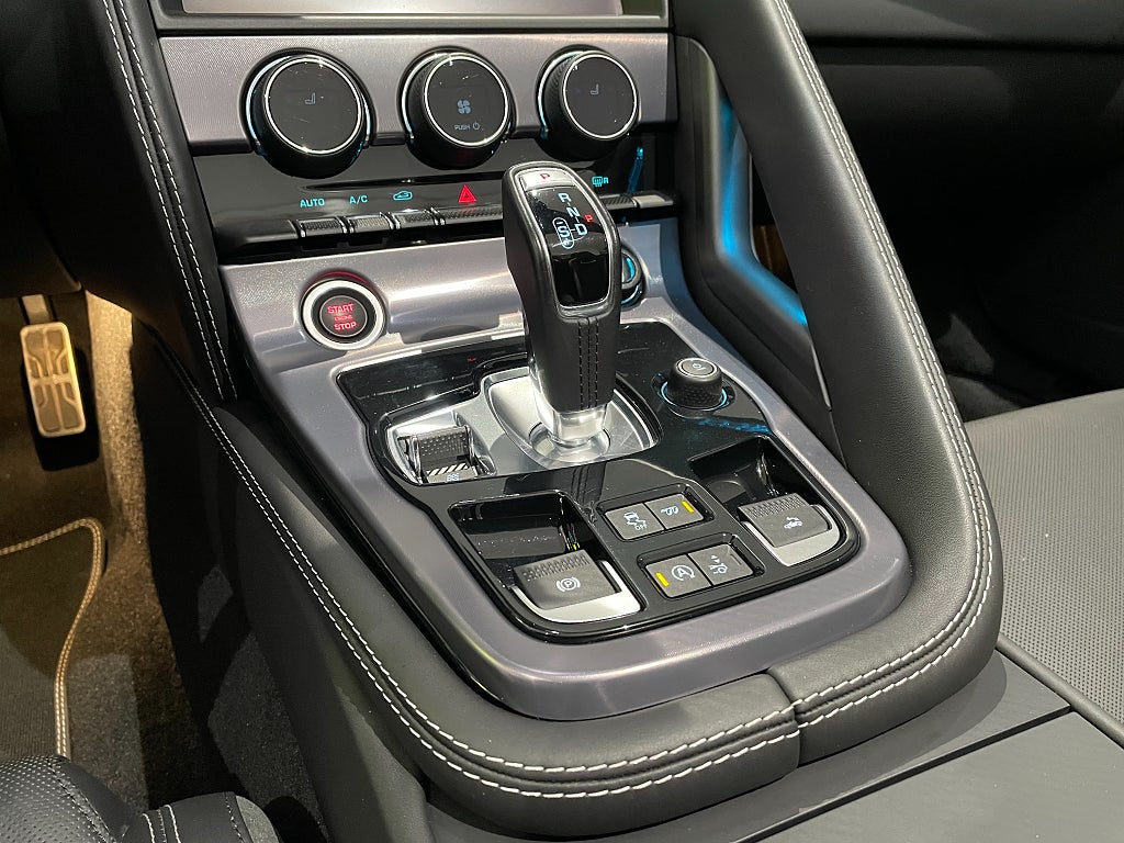 Jaguar F-TYPE 2021 - miniatyr 12