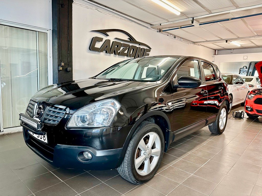 Nissan Qashqai 2.0 CVT (141hk) Drag M-värmare Panorama 