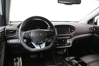 Halvkombi Hyundai IONIQ 16 av 29