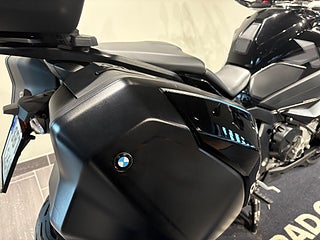 BMW S1000XR/3st väskor/Akrapovic/Chassisänkt