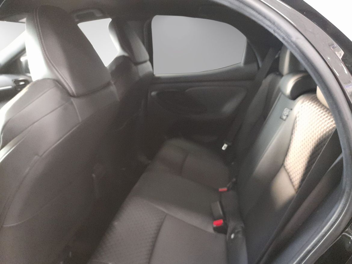 Toyota Yaris Hybrid Style CVT, 116hk 2020, bild 6/40