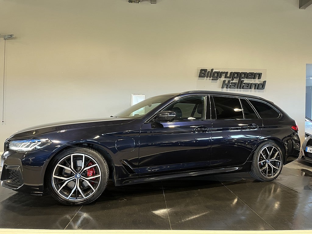 BMW 530e T M Sport Pro Innovation H/K HuD Blis Navi B-kam Drag