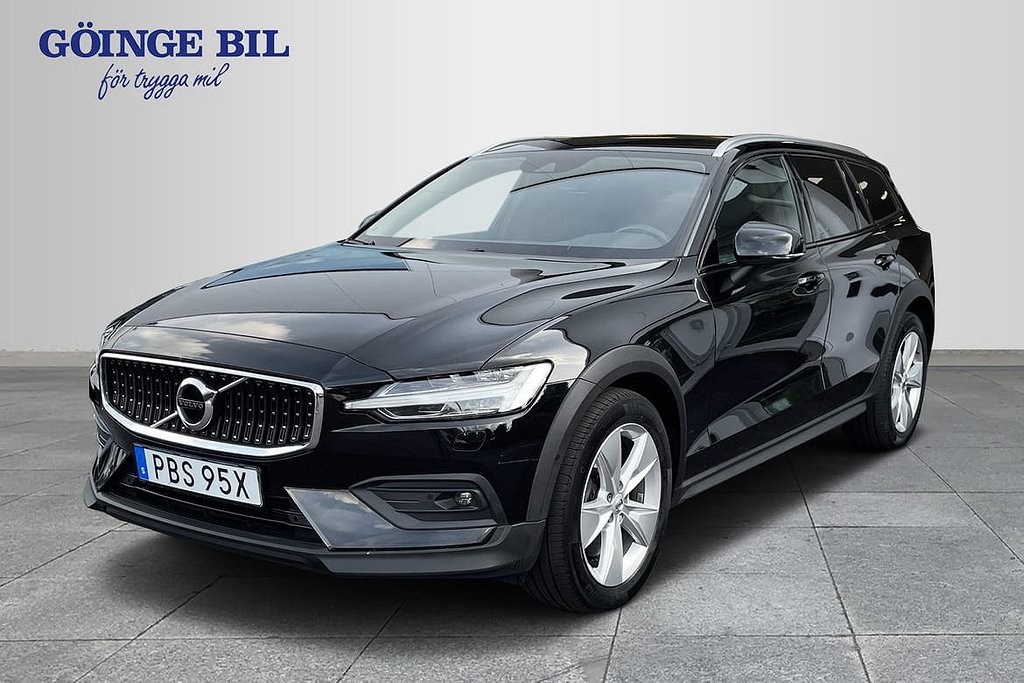 Volvo V60 Cross Country B4 AWD Diesel Adv SE /Kamera/ Värmare/ Mörka ru...