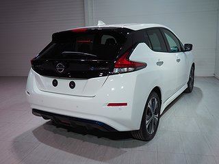 Halvkombi Nissan Leaf 5 av 22