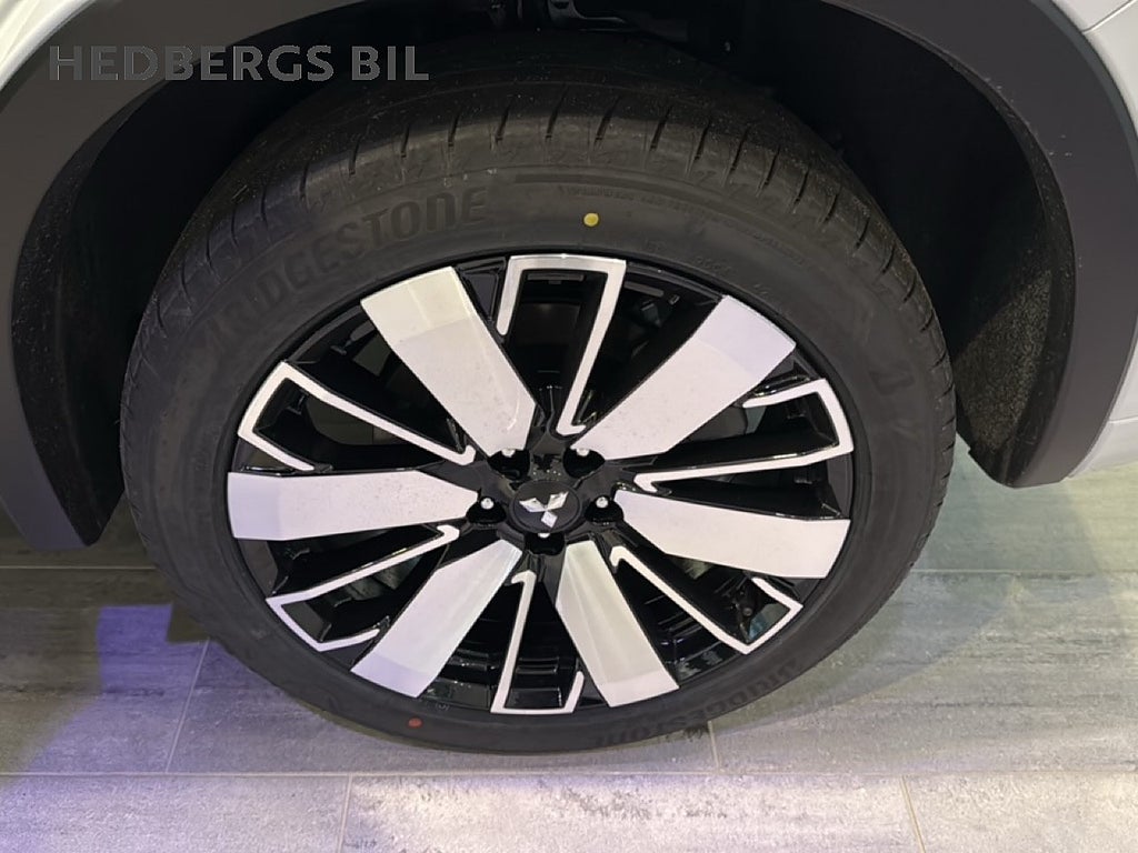 Mitsubishi Outlander  INST PHEV 2 TONE ( DEMOBIL) thumbnail