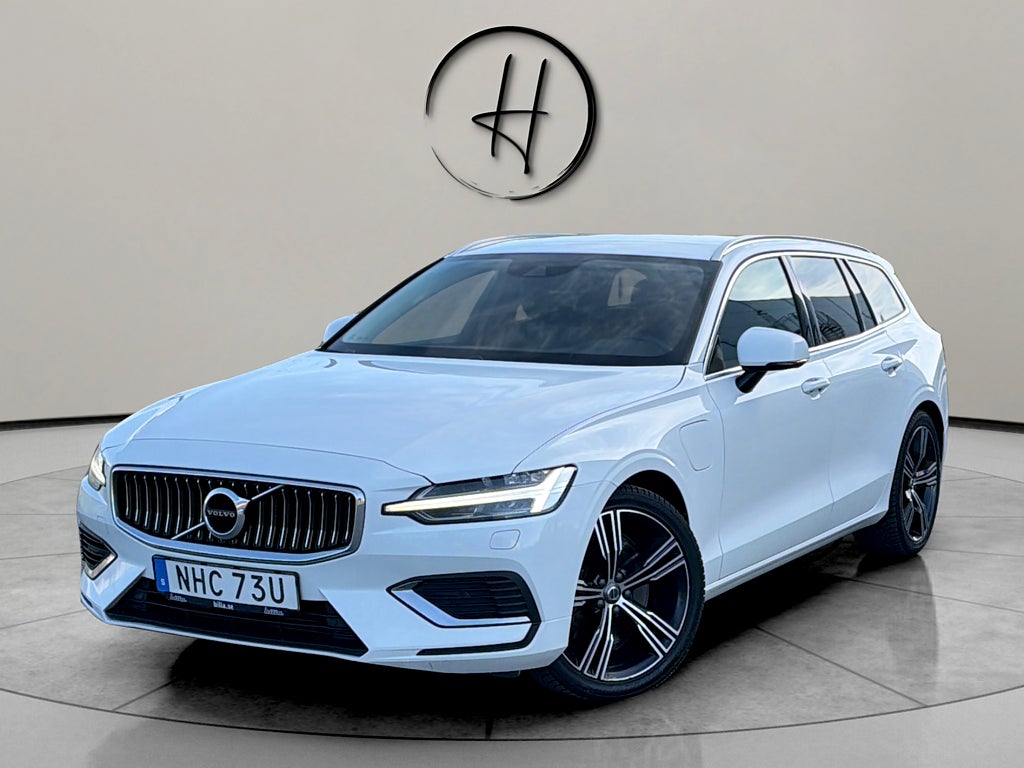 Volvo V60 T6 AWD Inscription Orrefors H&K Skinn Kamera * SE-UTR *