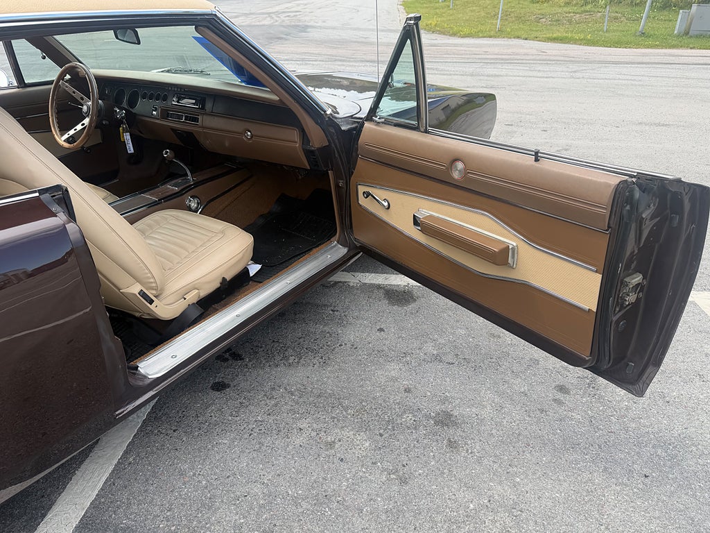 Dodge Charger 500 V8