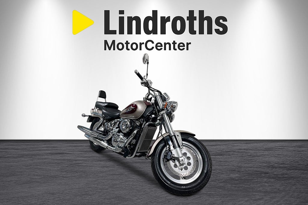 Suzuki Cycles VZ 800 Intruder 