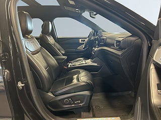 Ford Explorer Plug-In Hybrid SelectShift Platinum VÄLUTRUSTAD/360/S&V – bild 10