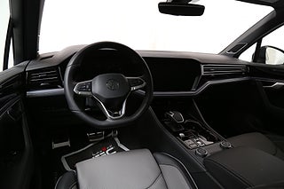 SUV Volkswagen Touareg 15 av 30