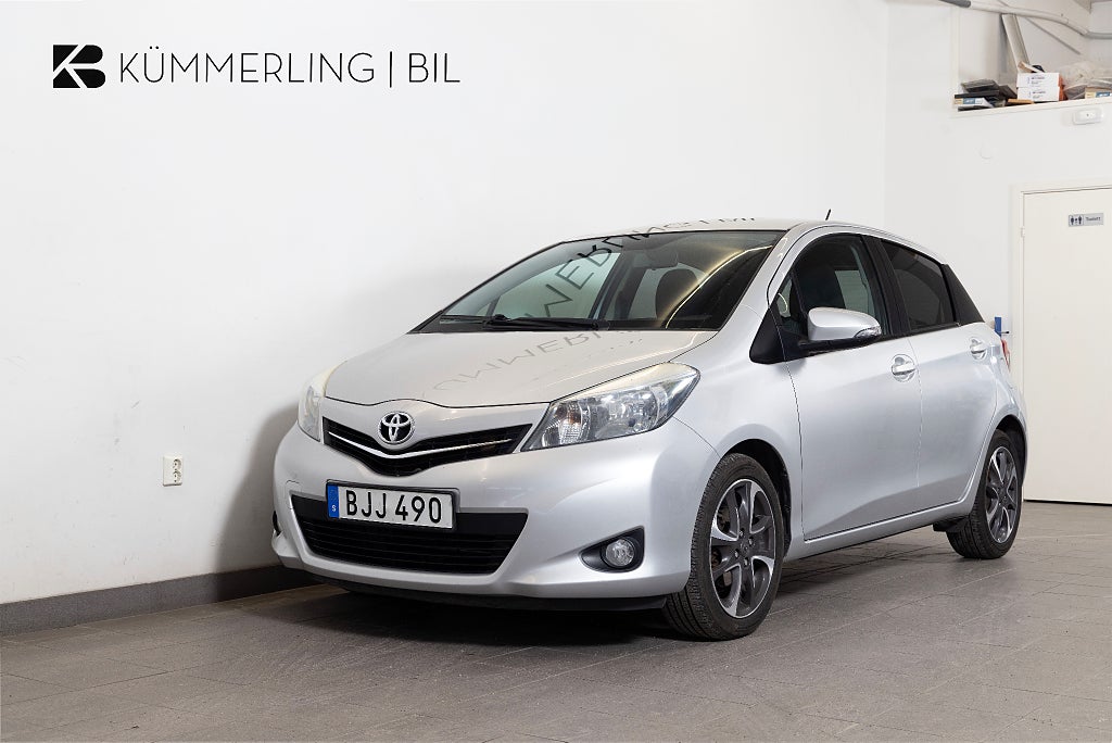 Toyota Yaris 5-dörrar 1.33 Dual VVT-i Edition 50 Backkamera