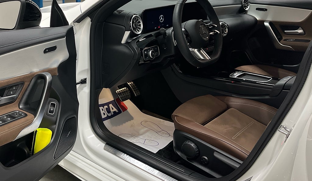 Mercedes-Benz CLA 200 AMG Premium Glastak 19tum Burmester Vinterpkt - bild 4