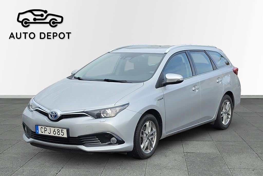 Toyota Auris Touring Sports Hybrid e-CVT Business Plus