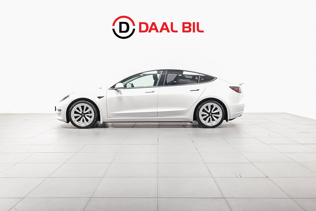 Tesla Model 3 LONG RANGE AWD 441HK PANO B-KAM P-VÄRM NAVI