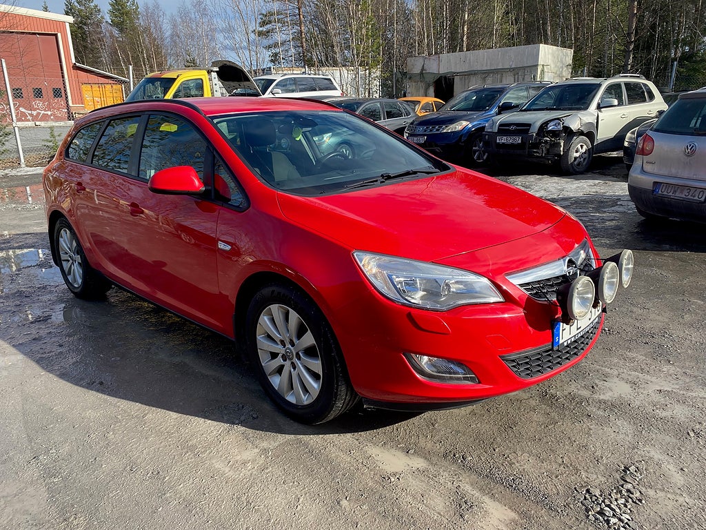 Opel Astra Sports Tourer 1.6 Turbo Enjoy Euro 5