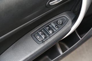 Halvkombi BMW 118I 11 av 26