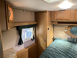 Husbil-halvintegrerad Kabe TM WF 16 av 21