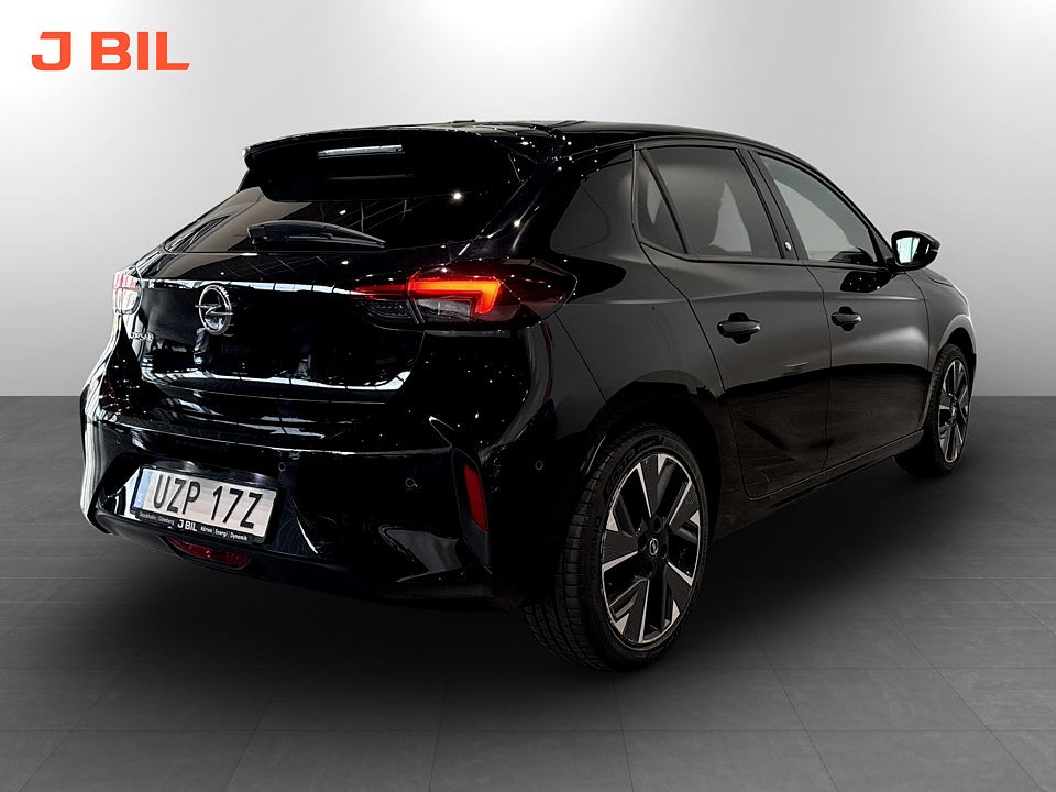 Bild på Opel Corsa-e GSI 50kWh 136hk Aut B-KAMERA CARPLAY