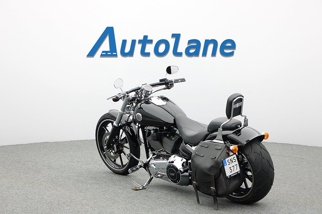 Harley-Davidson Breakout *Vance&Hines Screamin´Eagle
