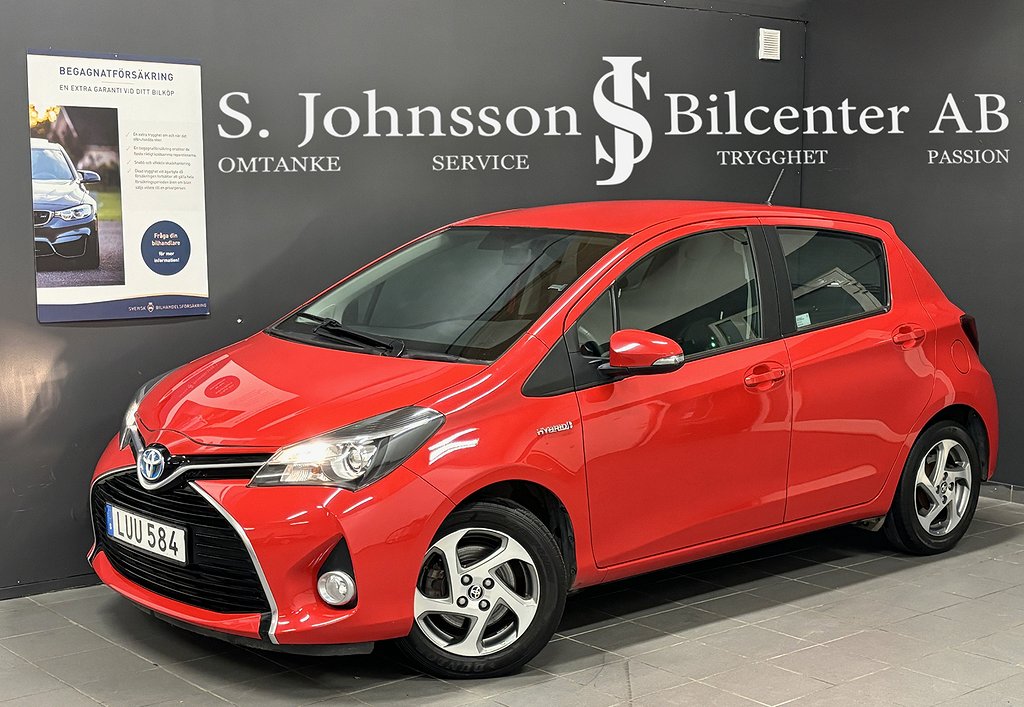 Toyota Yaris Hybrid e-CVT Active |Backkamera |0.36L/milen 