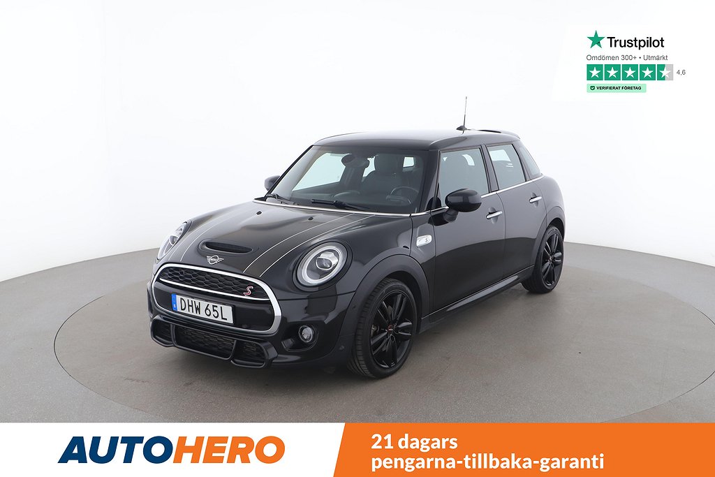 MINI Cooper S 5-dörrars DCT / Keyless Entry, PDC, Nyservad