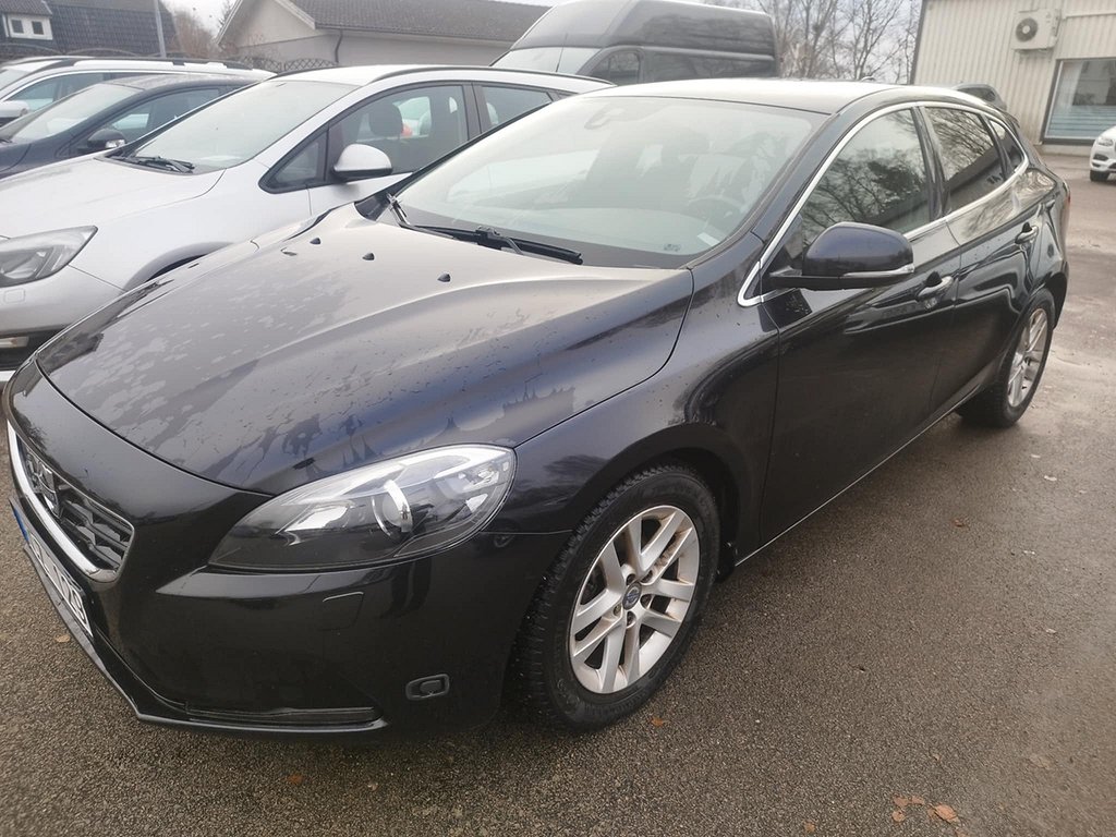 Volvo V40 D2 Momentum Euro 5