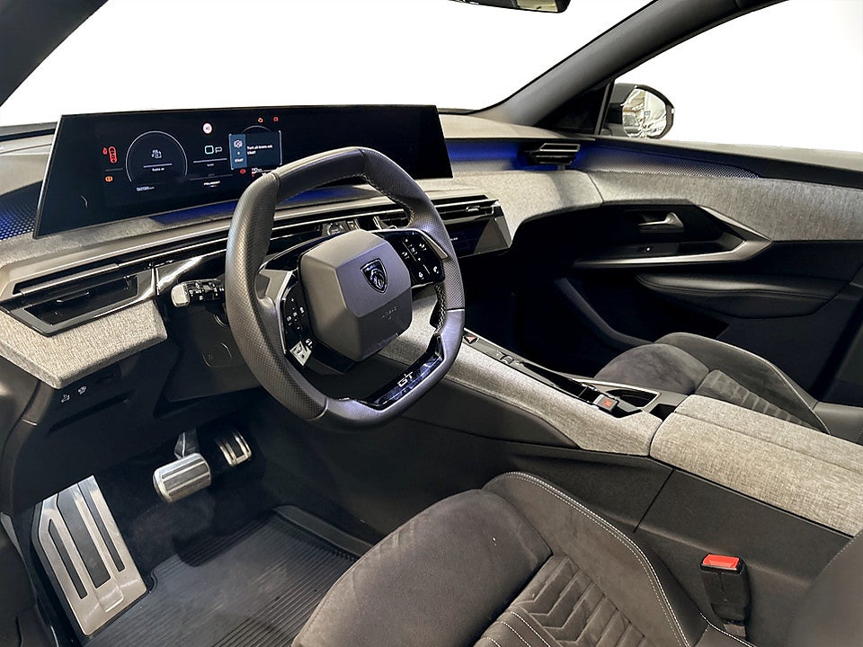 Bild på Peugeot 5008 GT Hybrid 145hk Aut MASSAGE 7-SITS B-KAMERA 