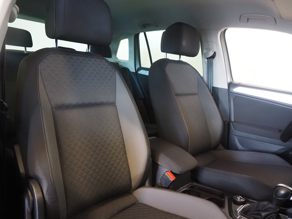 Volkswagen Tiguan 2.0 TSI 190hk 4M DSG |Drag|Värmare|Kamera| 2020