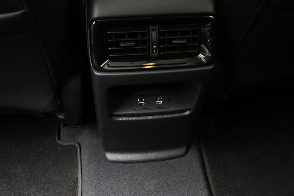 Honda CR-V Plug-in Advance Tech + Dragkrok + Serviceavtal 2024