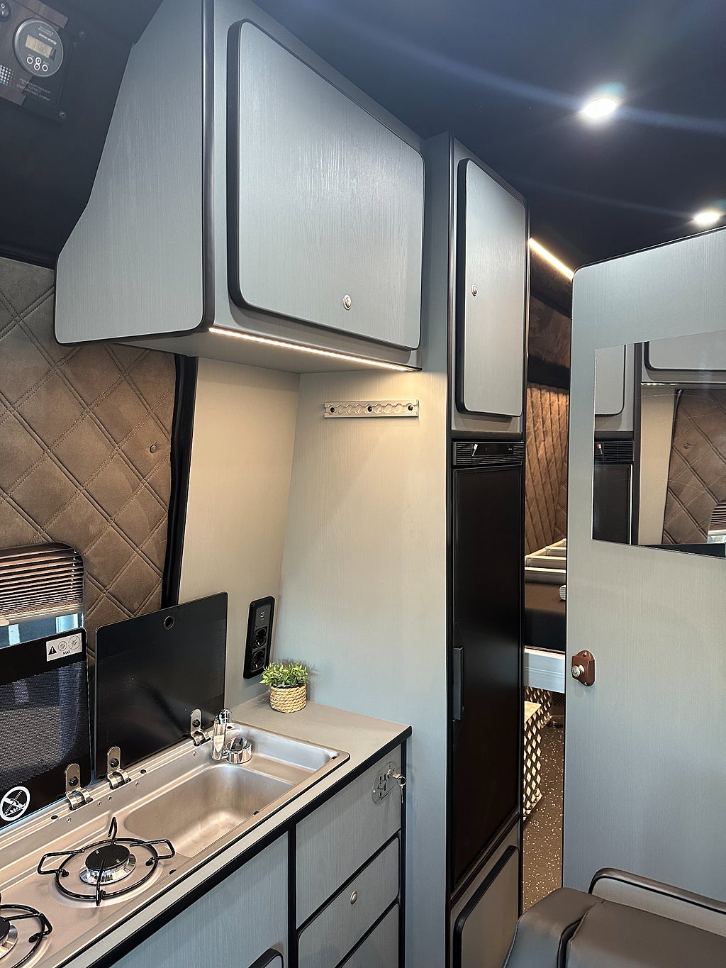 Mercedes-Benz Sprinter 419 A3  AutoCruiser Ab Race Cruiser - bild 26