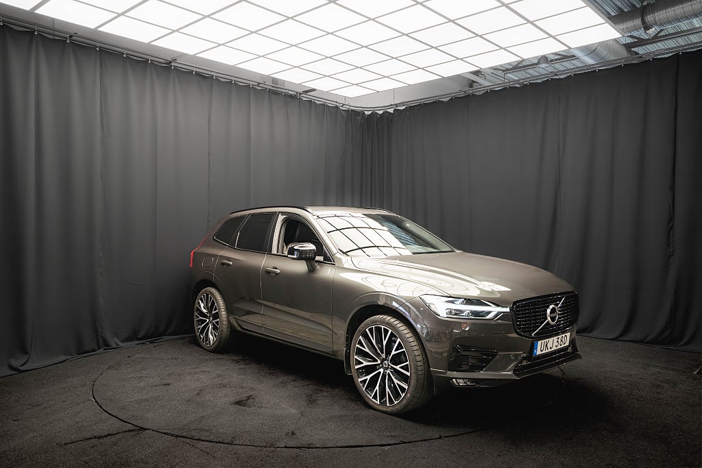Volvo XC60 B4 AWD R-Design 22'' LÄDER DRAG H/K D-VÄRM 1-ÄGARE