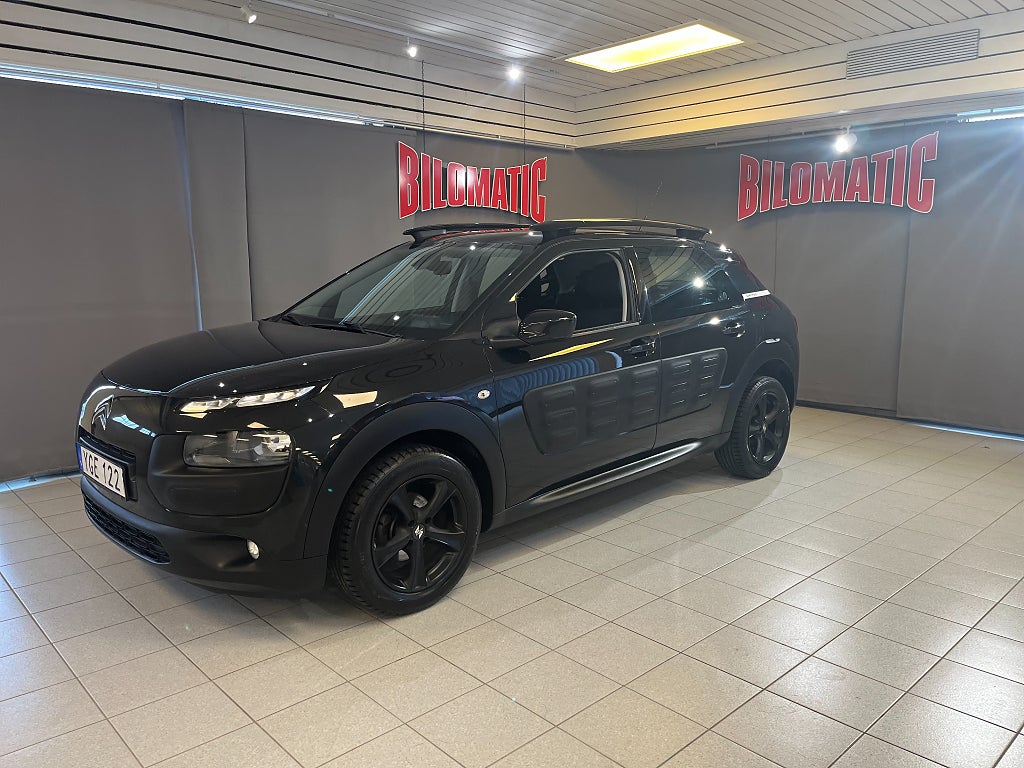 Citroën C4 Cactus 1.2 PureTech 82HK FEEL Parkeringsensor bak Vinterhjul 