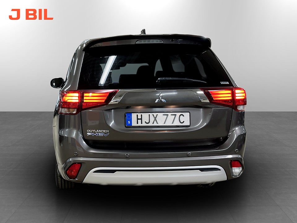 Bild på Mitsubishi Outlander Business PHEV Aut AWD 360-KAMERA ELSTOL 224hk