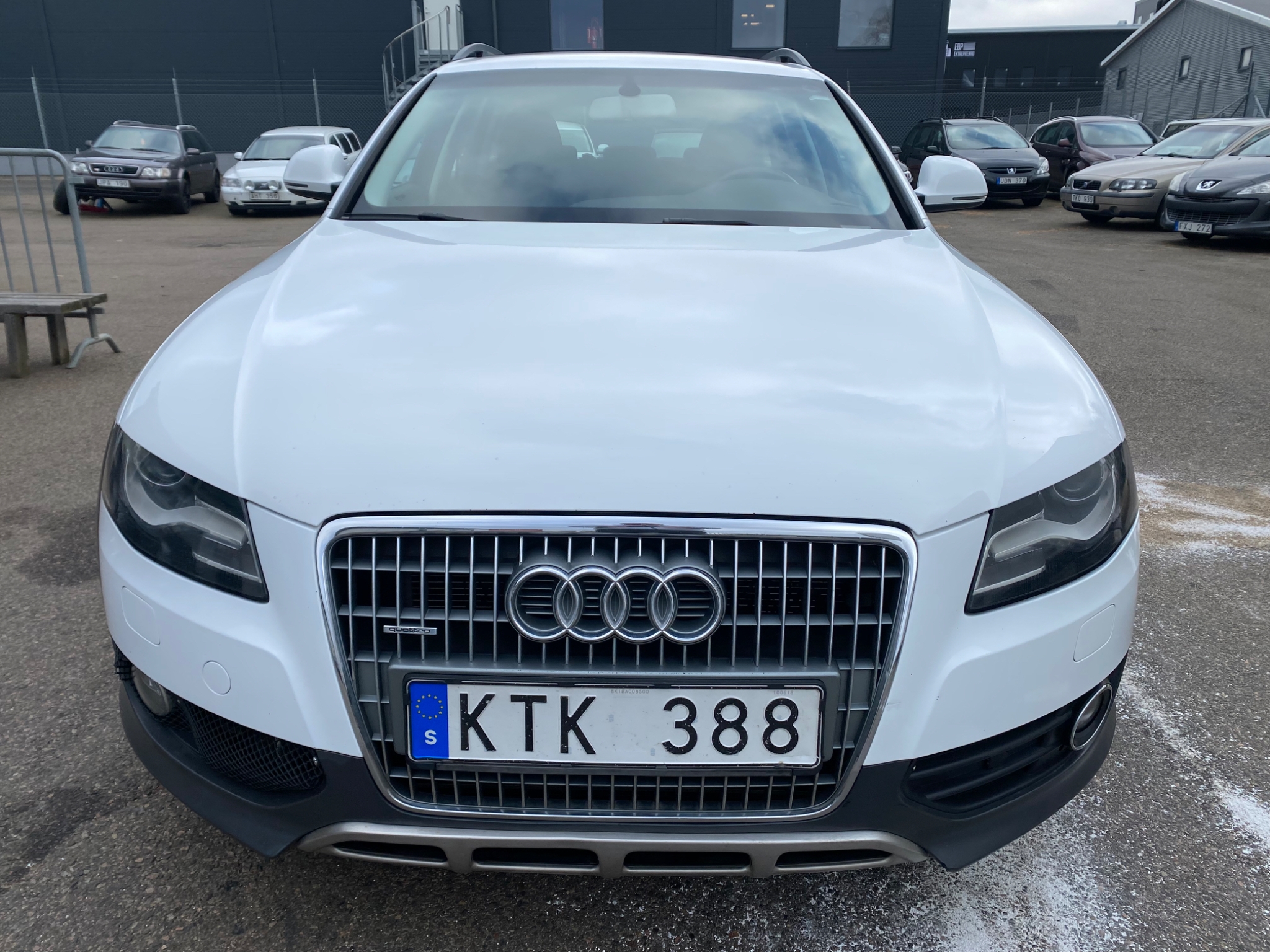 Audi A4 2011, bild 6/41