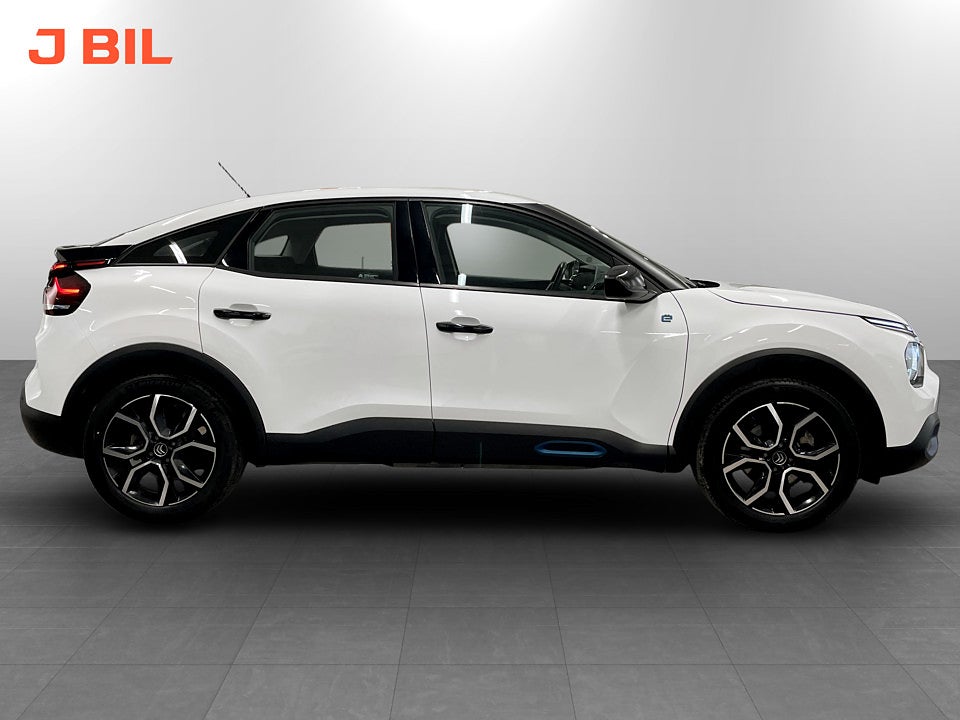 Bild på Citroën e-C4 Feel 50kWh 136hk Aut RATTVÄRME P-SENSORER