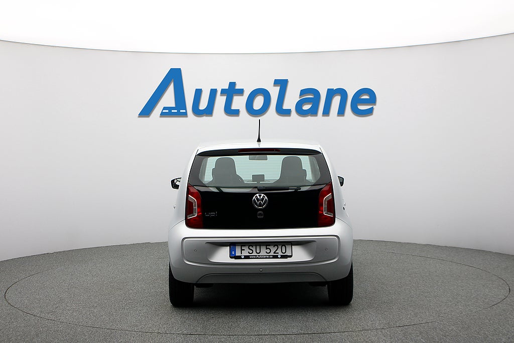 Volkswagen UP! 1.0 MPI high up! Navi, PDC 75hk