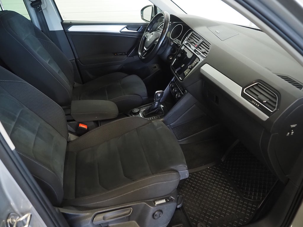 Volkswagen Tiguan 1.4 TSI 150hk DSG 4Motion Drag Kamera P-Värmare Carplay 2018