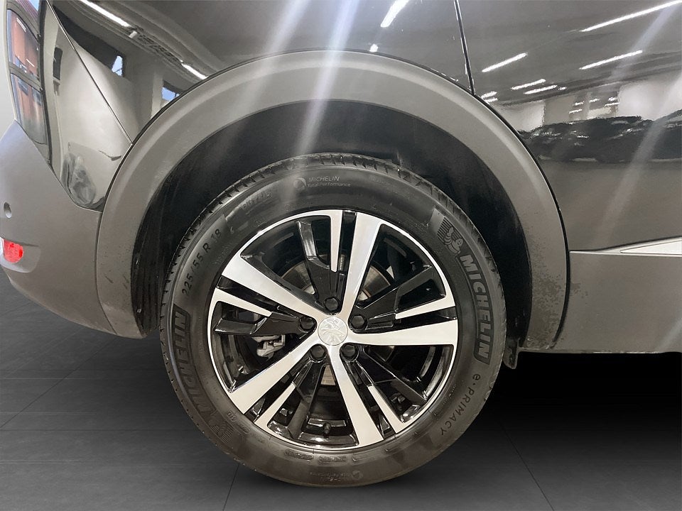 Bild på Peugeot 5008 GT 1.2 PT 130hk Aut - 7-SITS, B-KAMERA