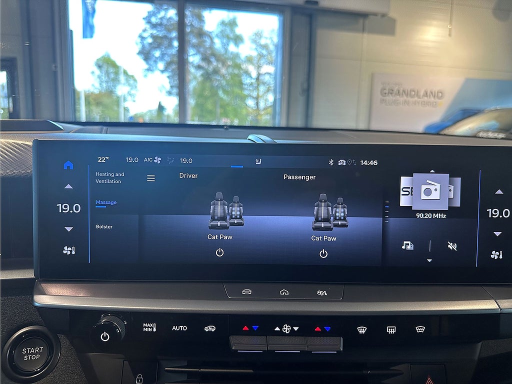 Bild på Opel Grandland Ultimate Hybrid Aut - DEMO