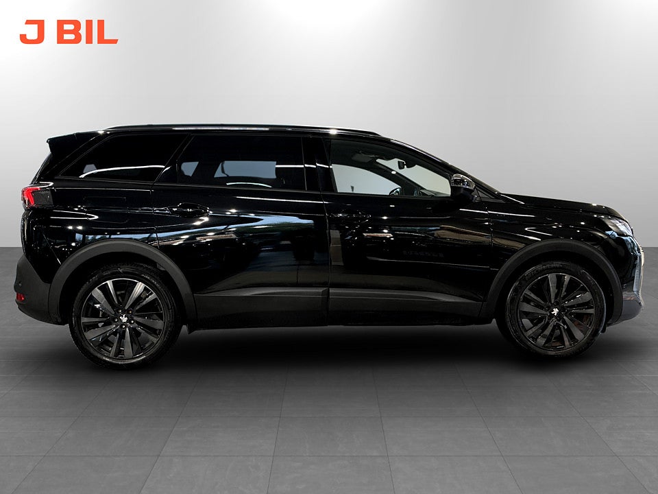Bild på Peugeot 5008 GT 1.2 PT 130hk Aut B-KAMERA CARPLAY 7-SITS