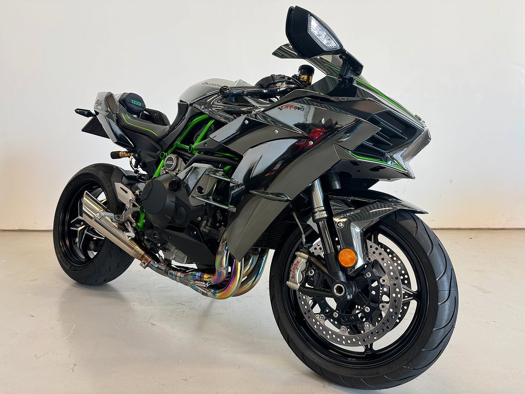 Kawasaki Ninja H2 Vandemon Helsystem 