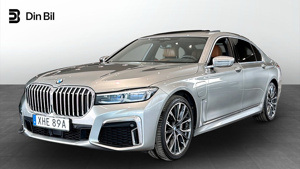 BMW 745 Le xDrive Hybrid M-Sport Pano HUD