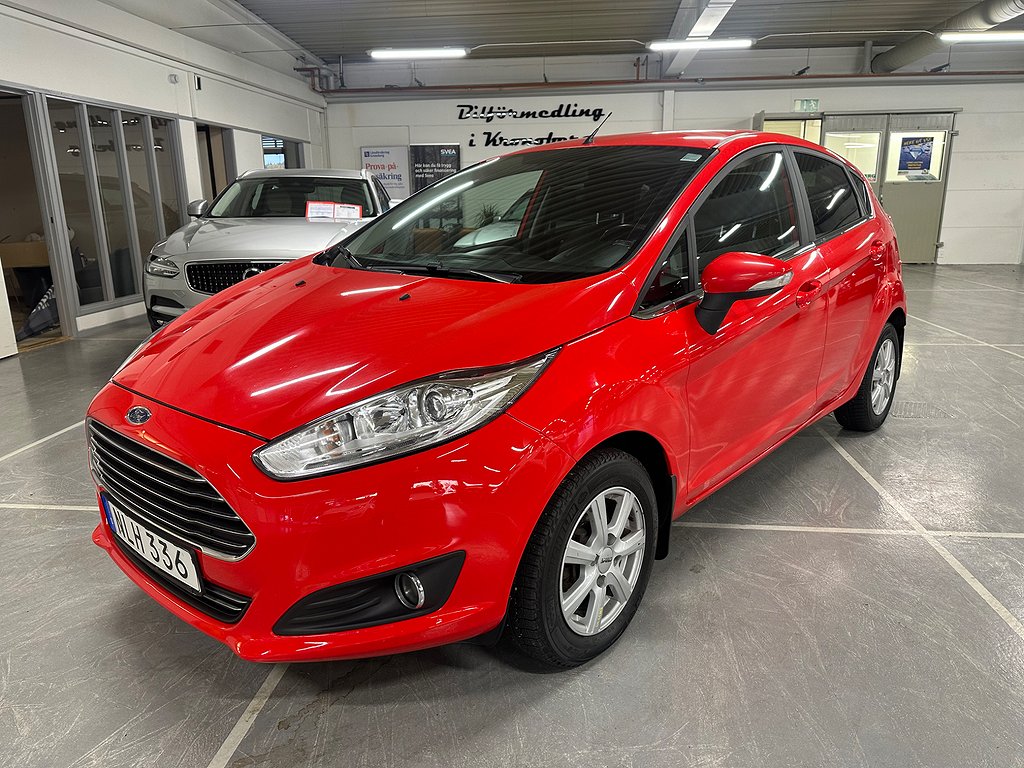 Ford Fiesta 5-dörrar 1.0 EcoBoost Titanium Euro 6 Nyservad 