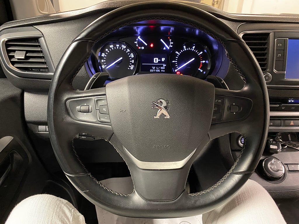 Bild på Peugeot Expert PRO+ L3 2.0 BlueHDi 145hk AUT