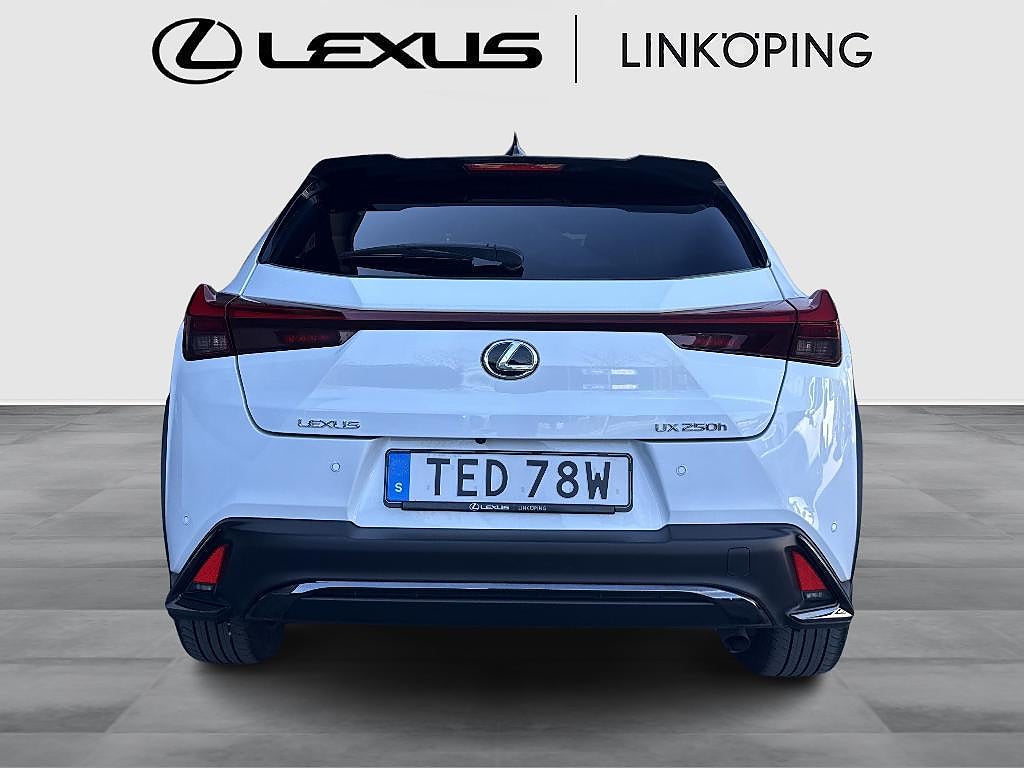 Lexus UX 2023 - miniatyr 4